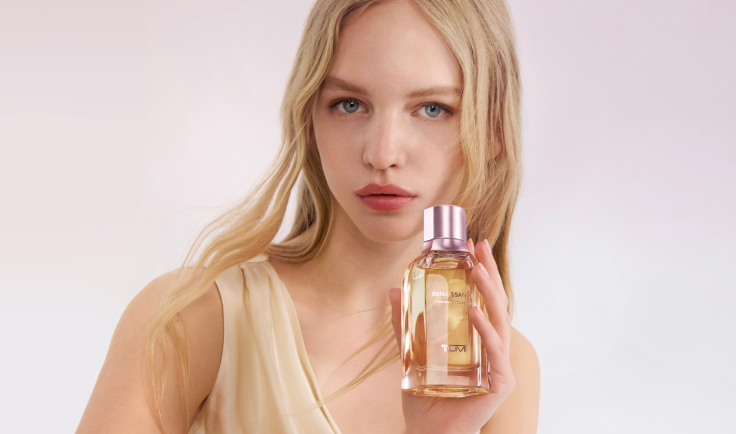 202403 TUMI RENAISSANCE 0871 Retouchhed FINAL Extended 1